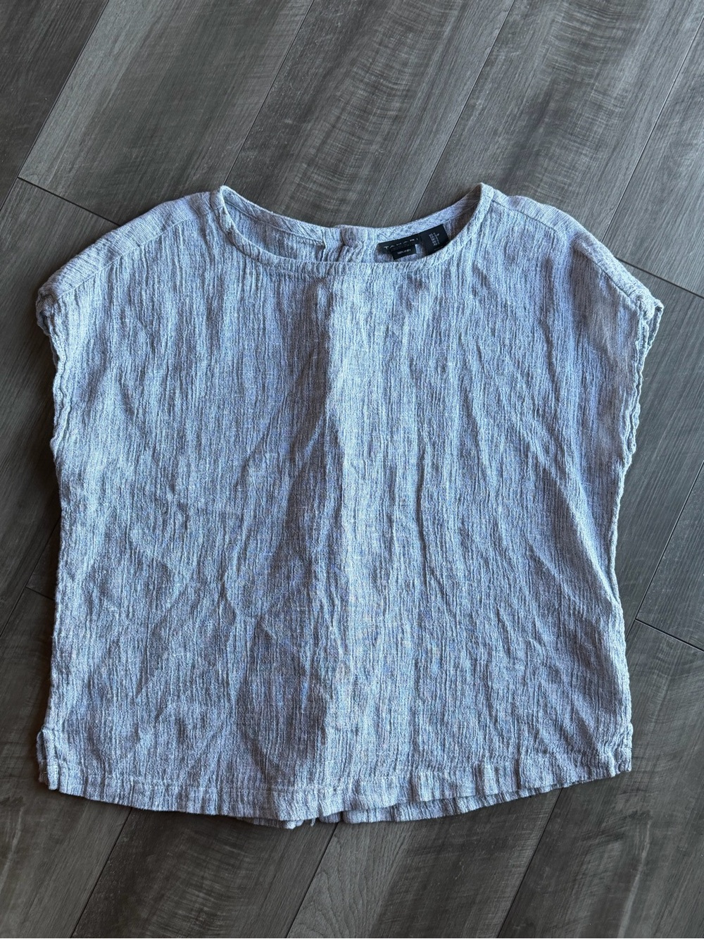 Tahari Women’s Sz S 100% Linen Gray Button Back Cap Sleeve Top Beach Coastal